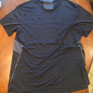 Men’s lululemon shirt